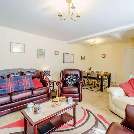 3 Bed In Oc-59384 Nyaraló